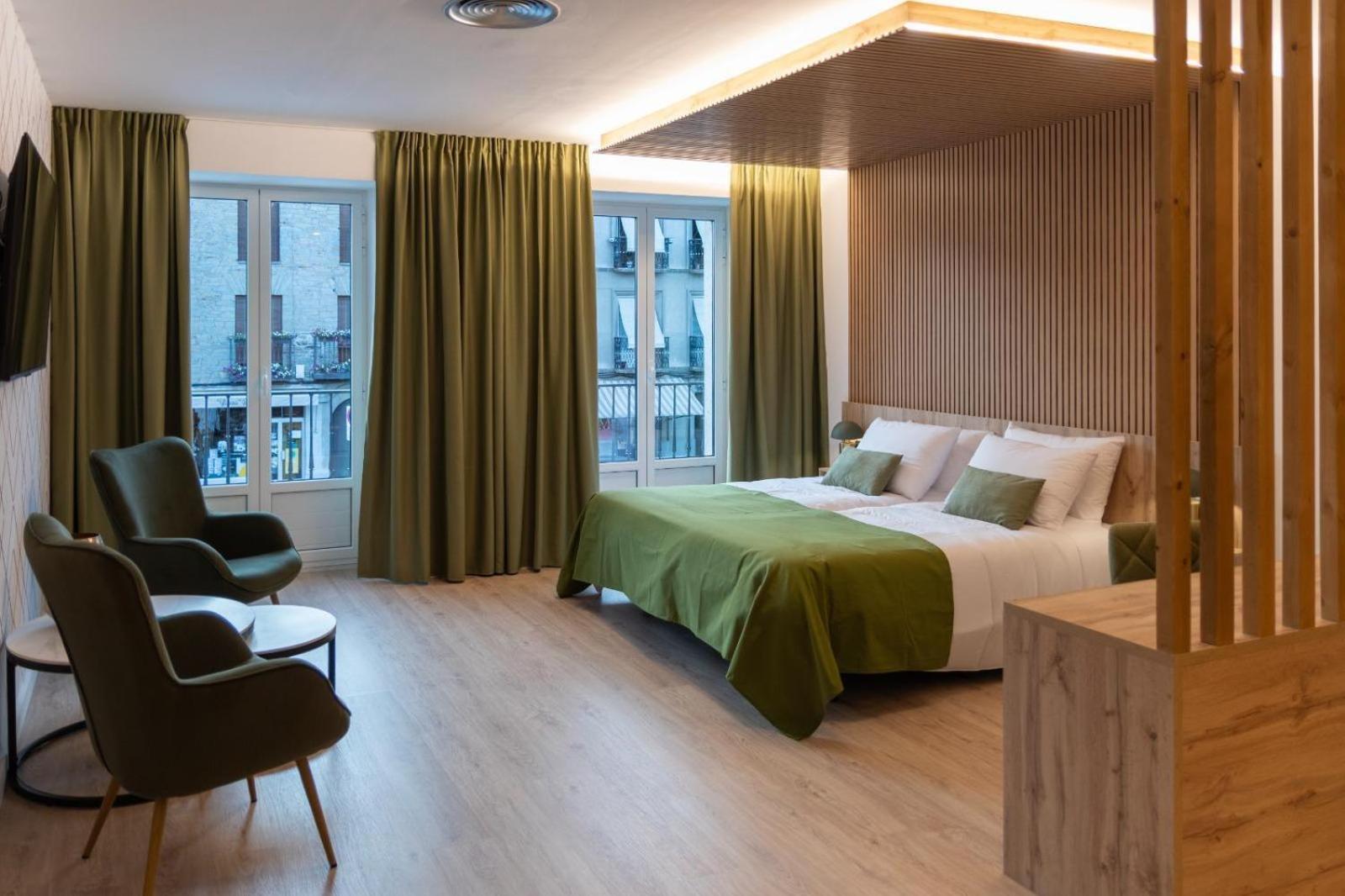 Hotel & Restaurante El Casino Вильяфранка-дель-Бьерсо Экстерьер фото