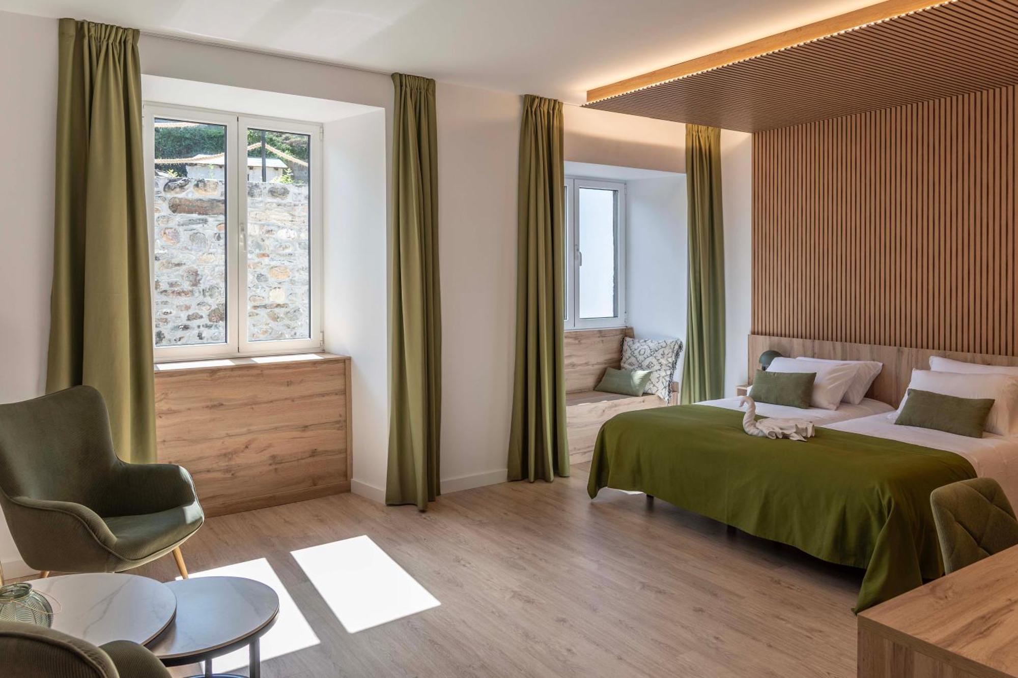 Hotel & Restaurante El Casino Вильяфранка-дель-Бьерсо Экстерьер фото
