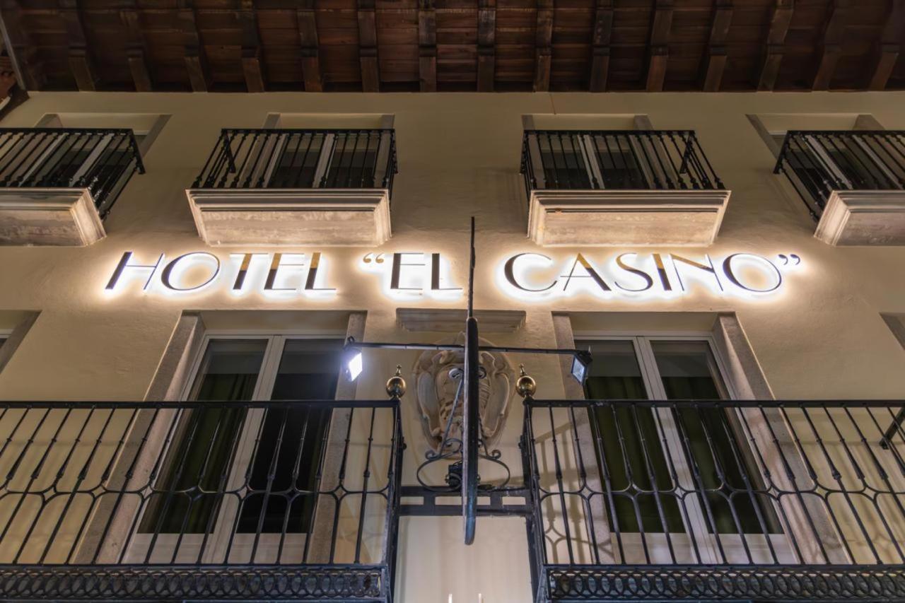 Hotel & Restaurante El Casino Вильяфранка-дель-Бьерсо Экстерьер фото